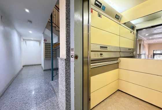 Resale - Apartment / Flat -
Torrevieja - Acequion