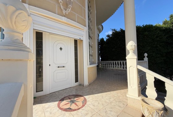 Resale - Detached Villa -
Rojales - La Fiesta