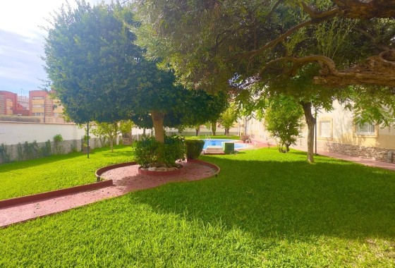 Resale - Apartment / Flat -
Torrevieja