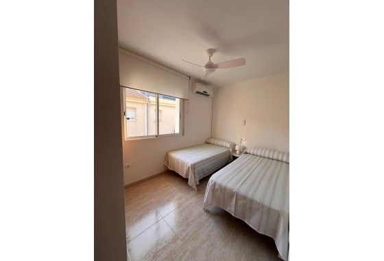 Resale - Townhouse -
Orihuela Costa - Campoamor