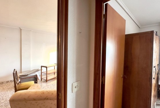 Wiederverkauf - Wohnung / Apartment -
Torrevieja