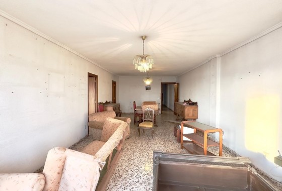 Wiederverkauf - Wohnung / Apartment -
Torrevieja