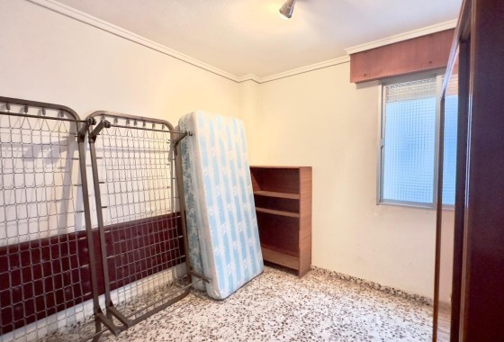 Wiederverkauf - Wohnung / Apartment -
Torrevieja