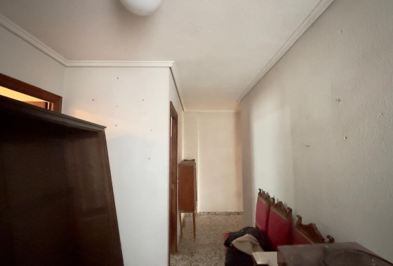 Wiederverkauf - Wohnung / Apartment -
Torrevieja