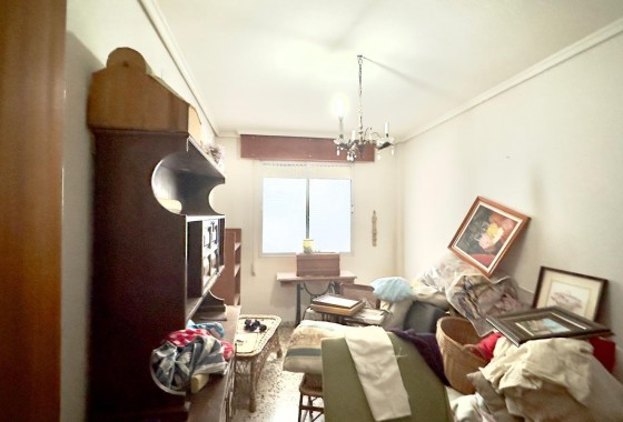 Wiederverkauf - Wohnung / Apartment -
Torrevieja