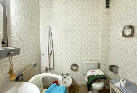 Wiederverkauf - Wohnung / Apartment -
Torrevieja