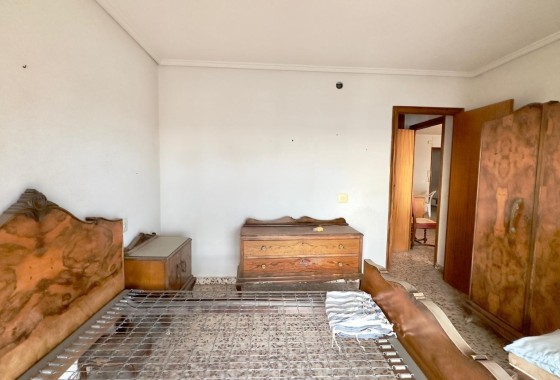 Wiederverkauf - Wohnung / Apartment -
Torrevieja