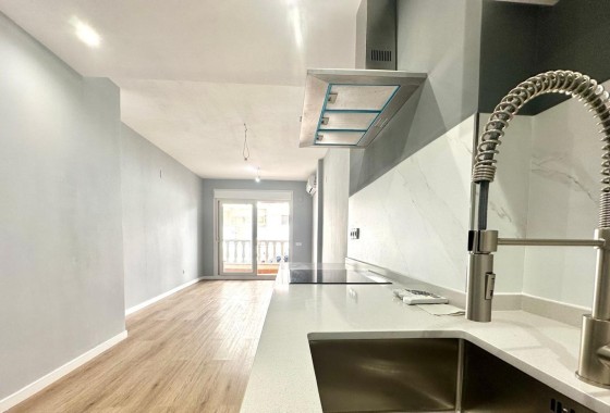 Resale - Apartment / Flat -
Torrevieja - La Mata