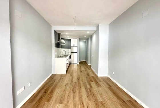 Resale - Apartment / Flat -
Torrevieja - La Mata