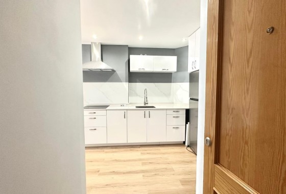 Resale - Apartment / Flat -
Torrevieja - La Mata