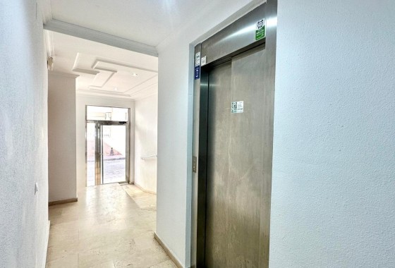Resale - Apartment / Flat -
Torrevieja - La Mata
