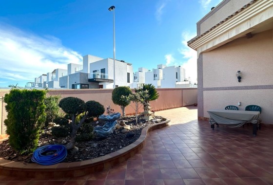 Venta - Adosado -
Torrevieja - La Siesta