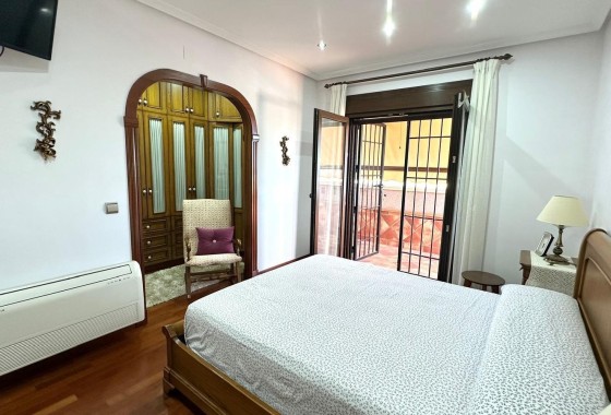 Venta - Adosado -
Torrevieja - La Siesta