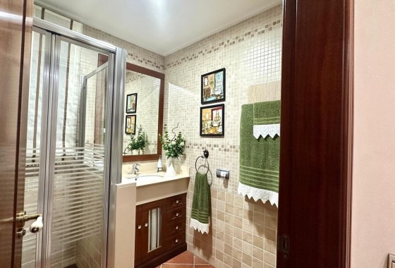 Venta - Adosado -
Torrevieja - La Siesta