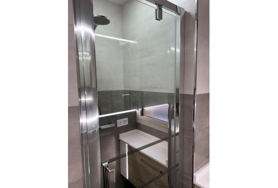 Herverkoop - Appartement / Flat -
Torrevieja - Playa del Cura