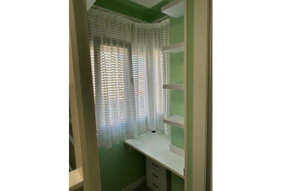 Herverkoop - Appartement / Flat -
Torrevieja - Playa del Cura
