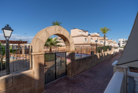 Venta - Adosado -
Orihuela Costa - Los Dolses