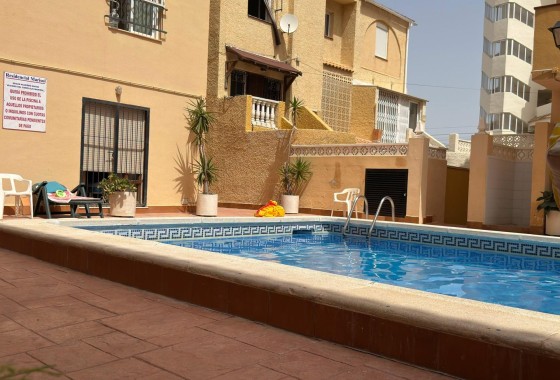 Herverkoop - Appartement / Flat -
Torrevieja - Playa del Cura