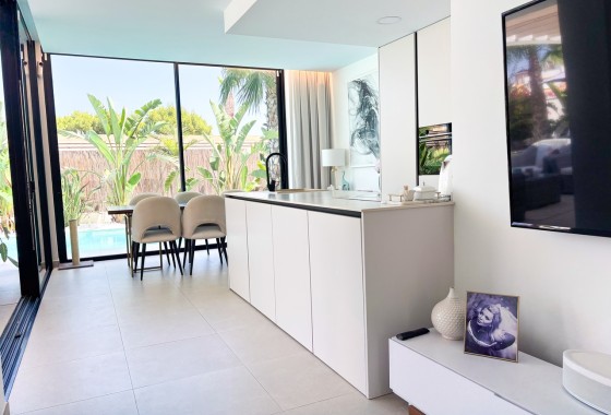 Revente - Villa Individuelle -
Cabo Roig