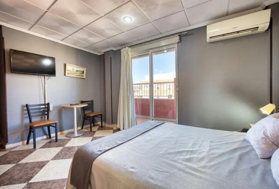 Venta - Comercial -
Torrevieja