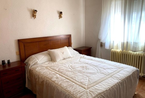 Revente - Villa mitoyenne -
Torrevieja - La Siesta
