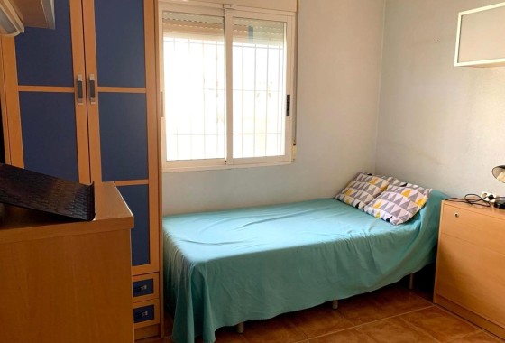 Revente - Villa mitoyenne -
Torrevieja - La Siesta