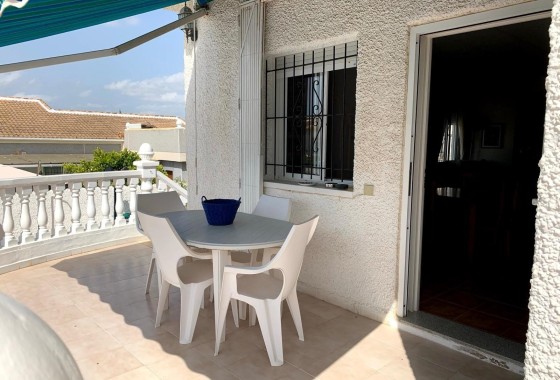 Revente - Villa mitoyenne -
Torrevieja - La Siesta