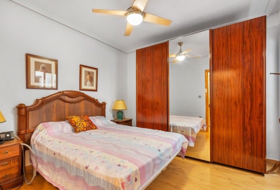 Wiederverkauf - Wohnung / Apartment -
Torrevieja - Paseo Maritimo