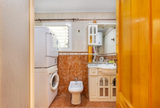 Wiederverkauf - Wohnung / Apartment -
Torrevieja - Paseo Maritimo