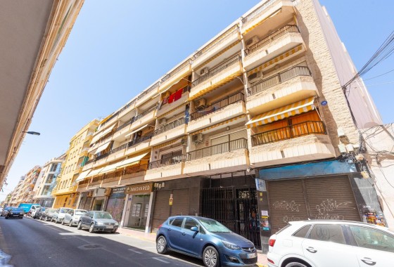 Wiederverkauf - Wohnung / Apartment -
Torrevieja - Paseo Maritimo