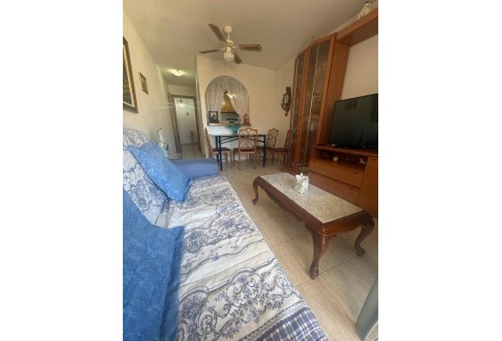 Wiederverkauf - Wohnung / Apartment -
Torrevieja