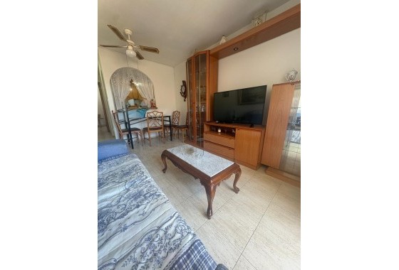 Wiederverkauf - Wohnung / Apartment -
Torrevieja