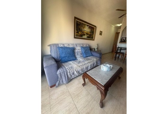 Wiederverkauf - Wohnung / Apartment -
Torrevieja