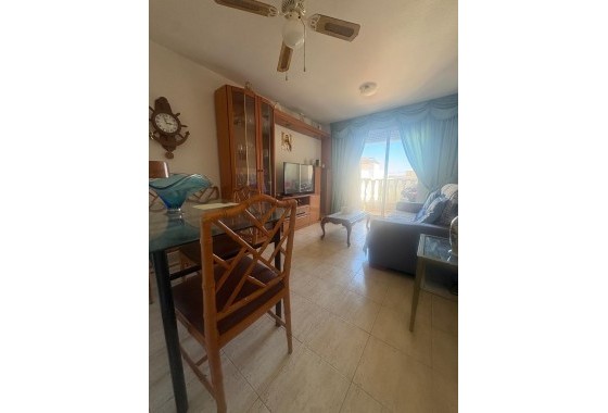 Wiederverkauf - Wohnung / Apartment -
Torrevieja