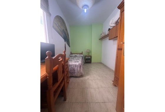 Wiederverkauf - Wohnung / Apartment -
Torrevieja