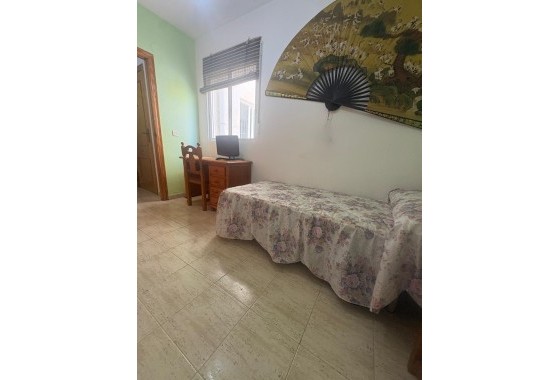 Wiederverkauf - Wohnung / Apartment -
Torrevieja