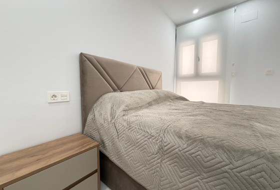 Herverkoop - Appartement / Flat -
Torrevieja