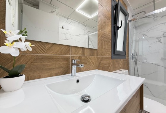 Herverkoop - Appartement / Flat -
Torrevieja