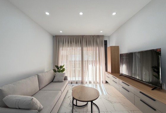 Herverkoop - Appartement / Flat -
Torrevieja