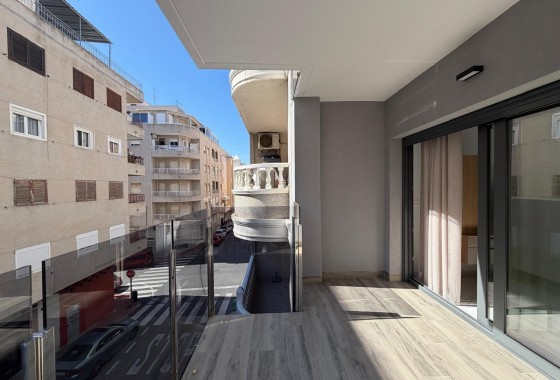 Herverkoop - Appartement / Flat -
Torrevieja