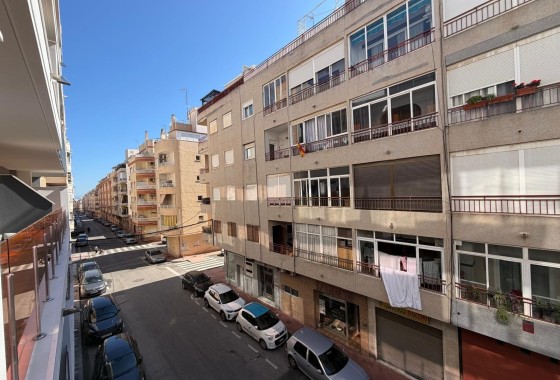 Herverkoop - Appartement / Flat -
Torrevieja