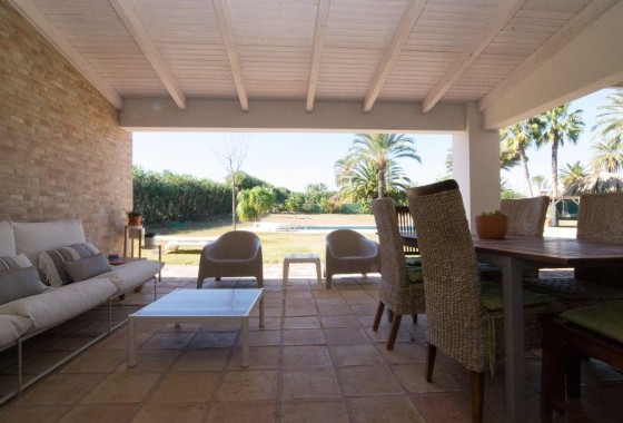 Sprzedaż - Willa wolnostojąca -
Denia - Dénia