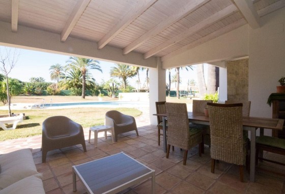 Sprzedaż - Willa wolnostojąca -
Denia - Dénia