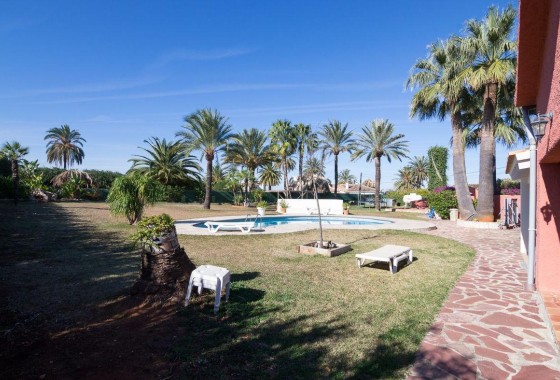 Sprzedaż - Willa wolnostojąca -
Denia - Dénia