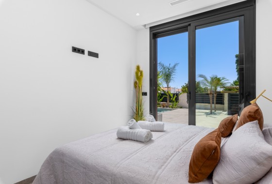 Revente - Villa Individuelle -
El Campello - El Amerador