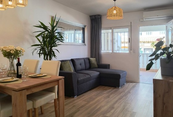 Resale - Townhouse -
Orihuela Costa