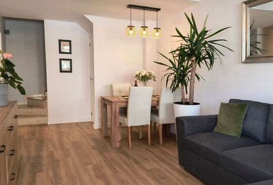 Resale - Townhouse -
Orihuela Costa