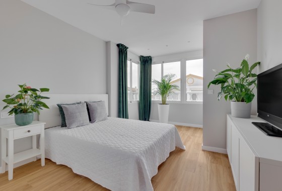 Resale - Townhouse -
Orihuela Costa