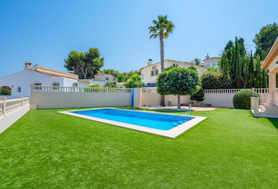 Wiederverkauf - Freistehende Villa -
Benissa