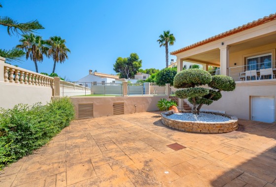 Wiederverkauf - Freistehende Villa -
Benissa